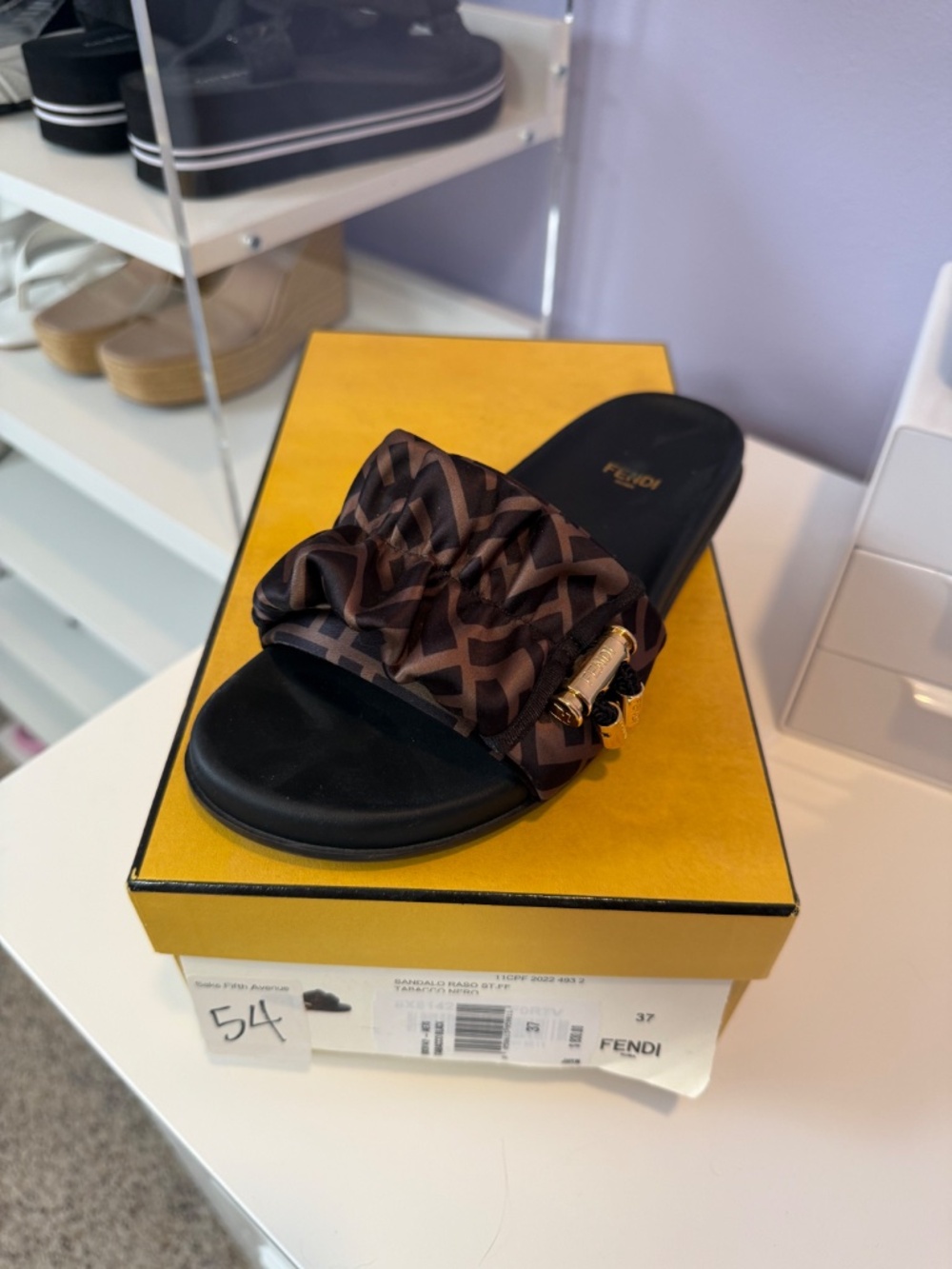 Fendi logo Slides - Picture 3 of 4